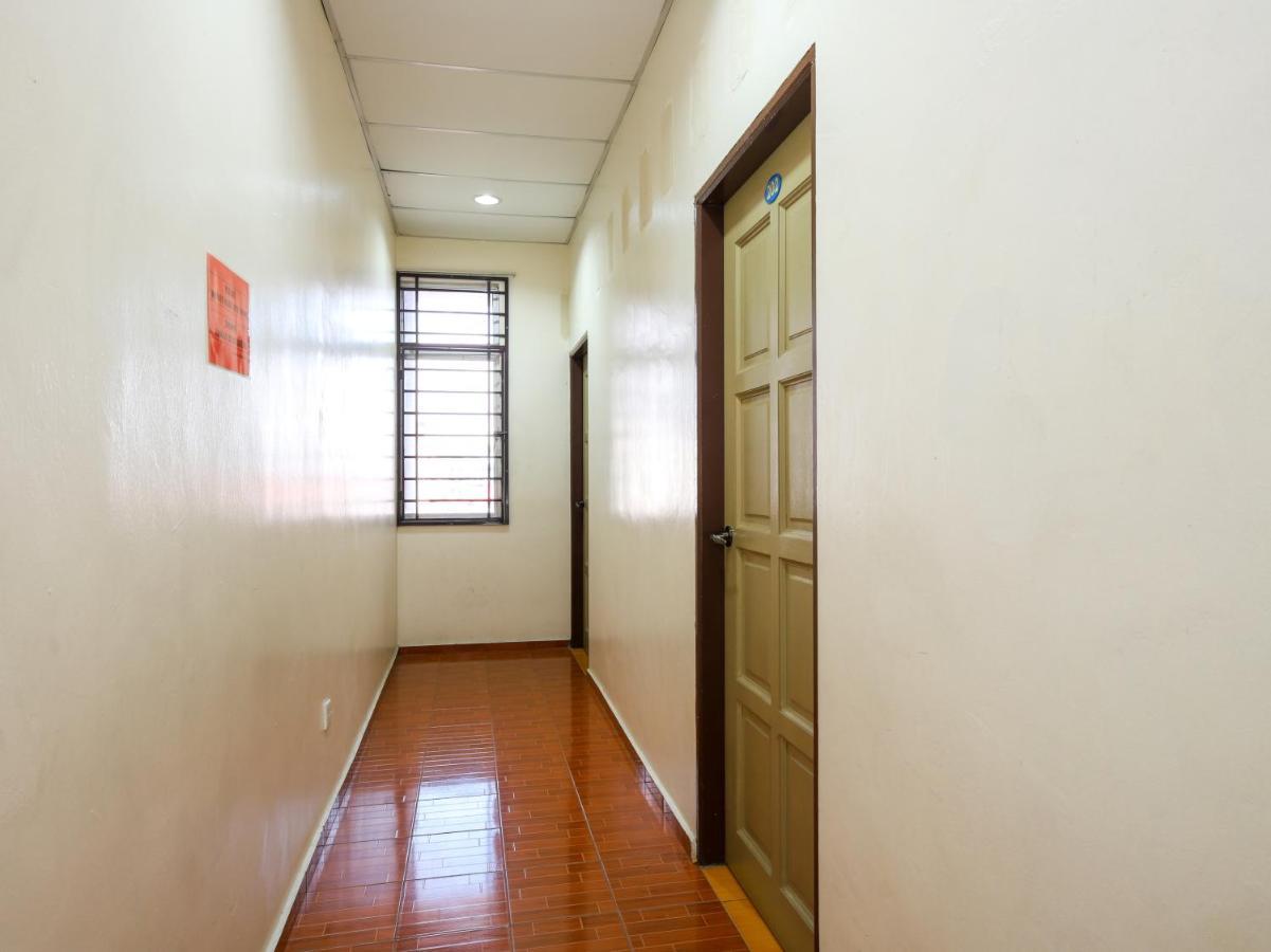 Hôtel Oyo 89763 Bluewater à Mersing Extérieur photo