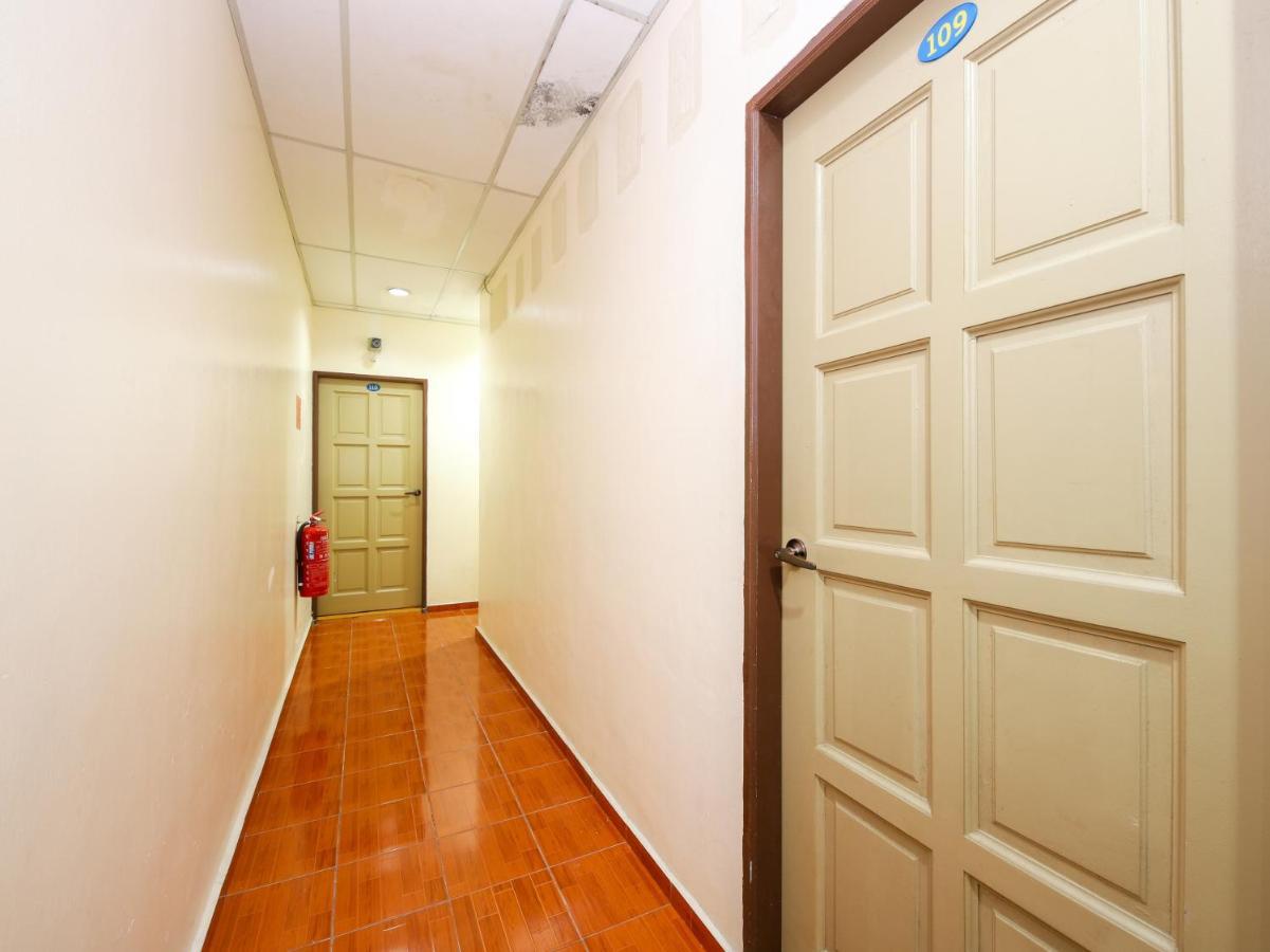 Hôtel Oyo 89763 Bluewater à Mersing Extérieur photo